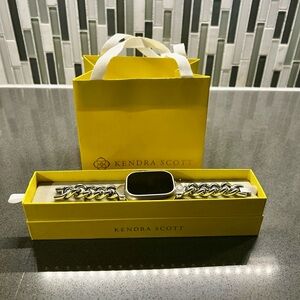 Kendra Scott Apple Watch Band Silver clasp